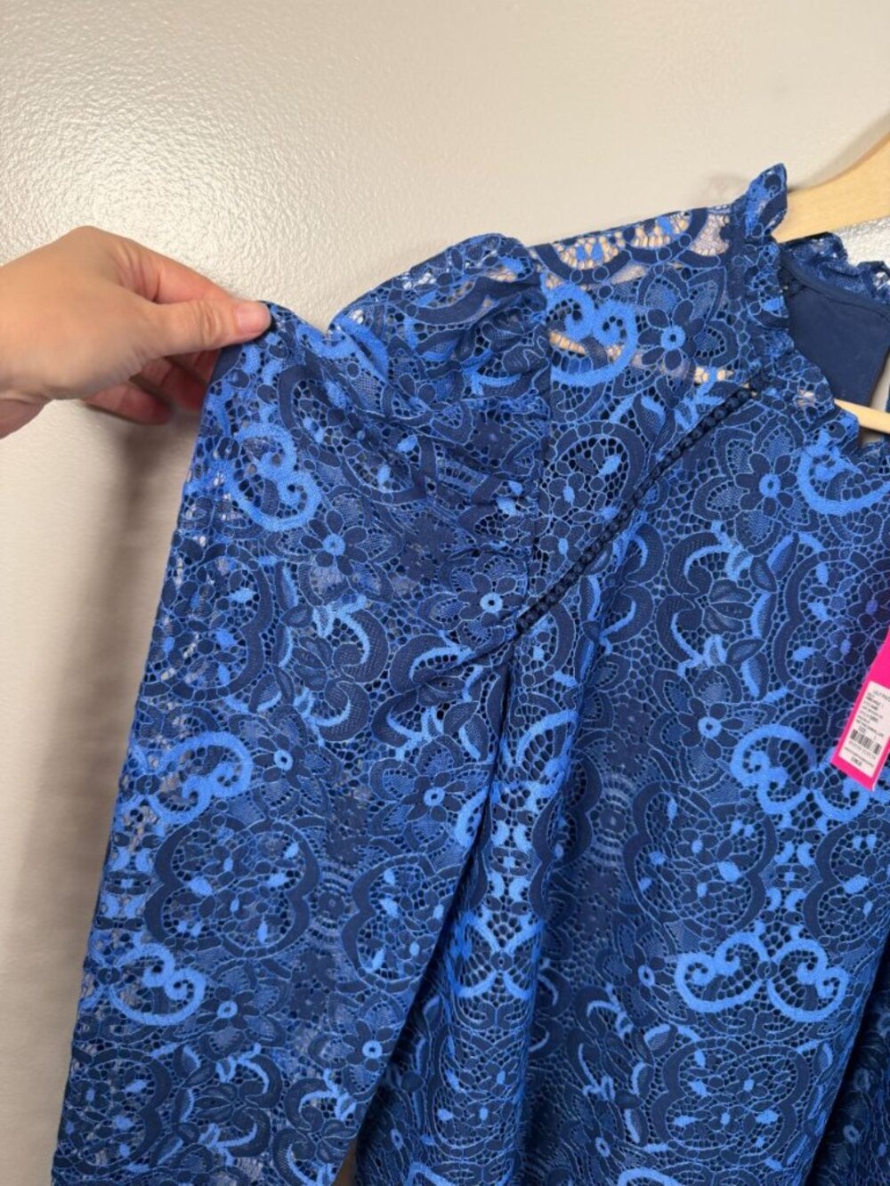 Lilly Pulitzer Averi Lace Long Sleeve Top Size Large Boca Blue Preppy Event - Picture 7 of 13